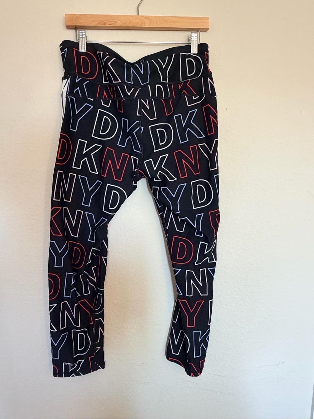 DKNY Sport Logo Mania Crop Leggings XL High Rise Side Stripe Logo Print - Picture 4 of 11